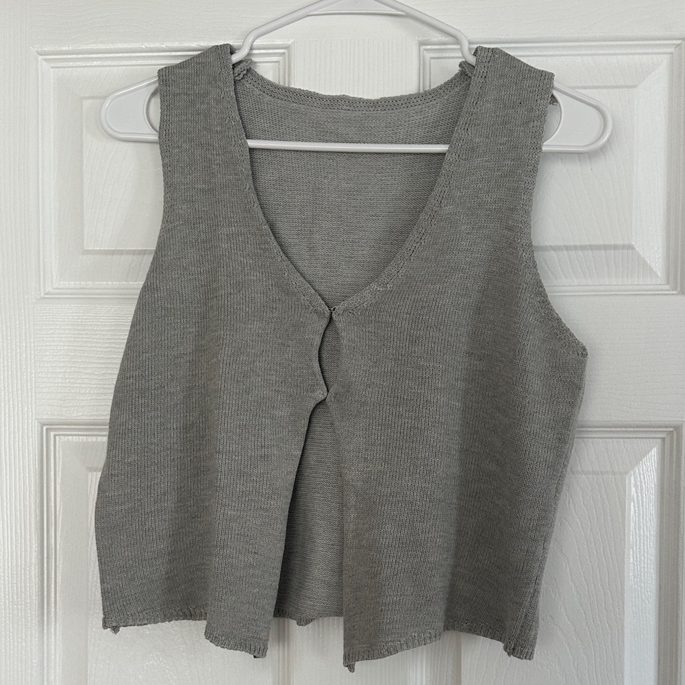 Amazon Gray Knit Tank Top